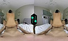 VR - Nadržaný pár v horúcej parnej akcii v posteli