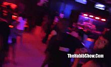 Penampilan Misty Stones yang berapi-api di klub strip dengan tarian yang menggoda dan gerakan yang menggoda