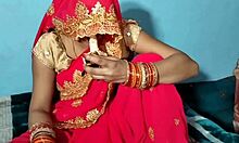 Pengantin India memberikan blowjob di malam pernikahannya